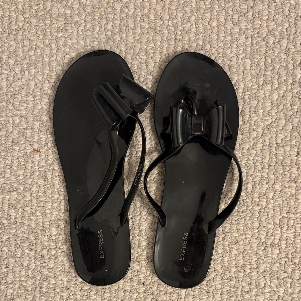 Express Glossy Black Sandals with Bow